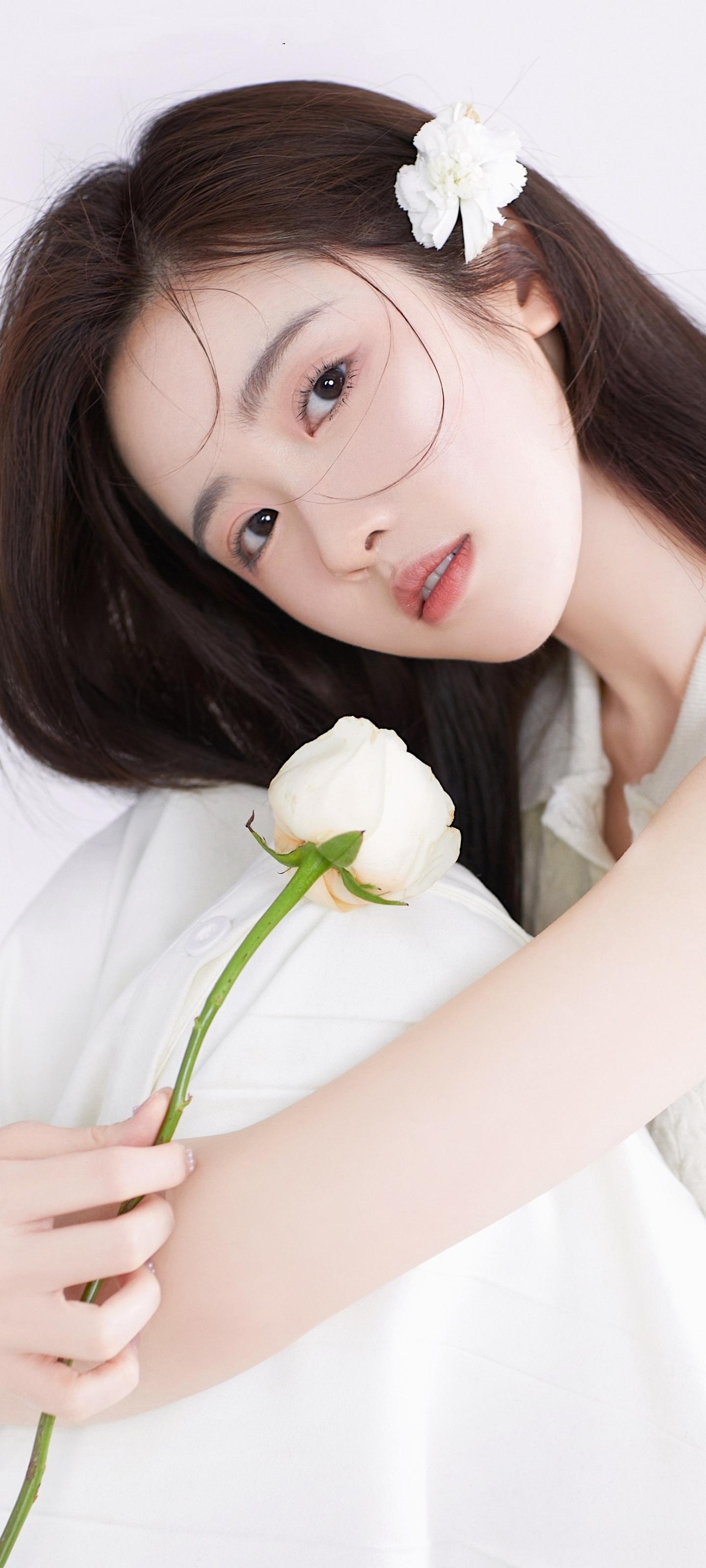 有没有什么养眼的美女壁纸? - 知乎