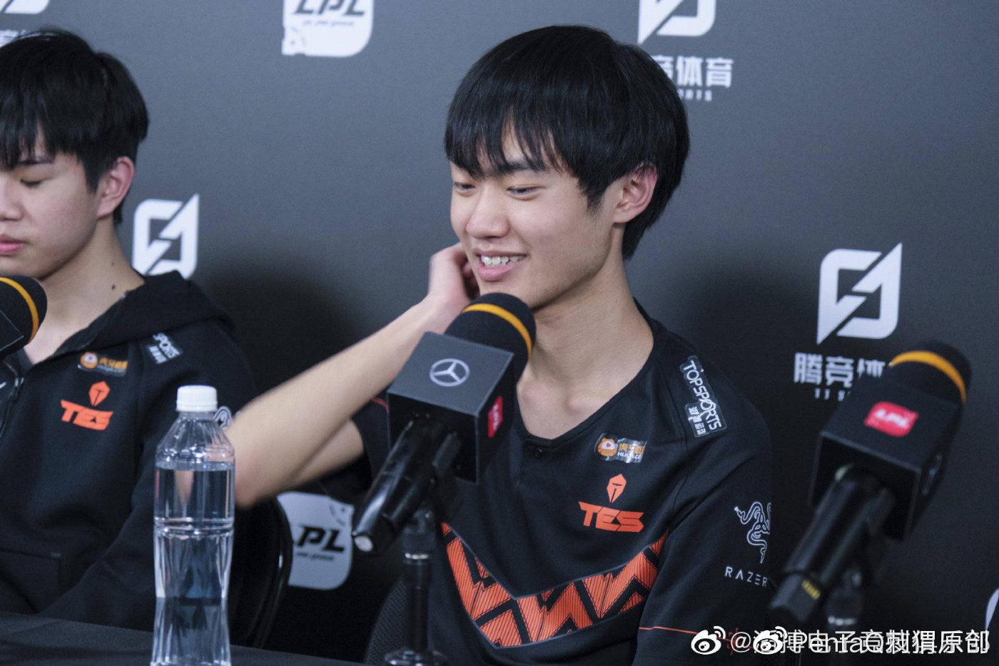 s10探营tes选手篇之knightphotic知而无畏搏至无憾