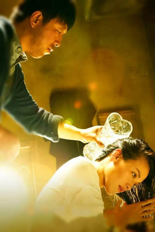 如何评价黄渤执导的电影《一出好戏》?