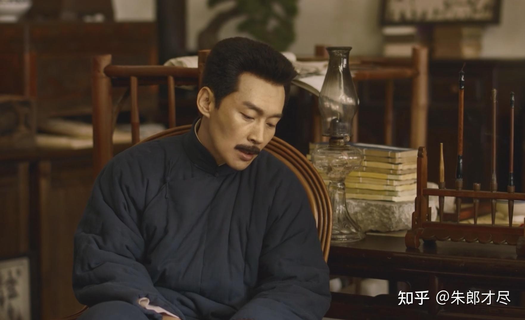 觉醒年代中鲁迅创作狂人日记片段的镜头有什么隐喻