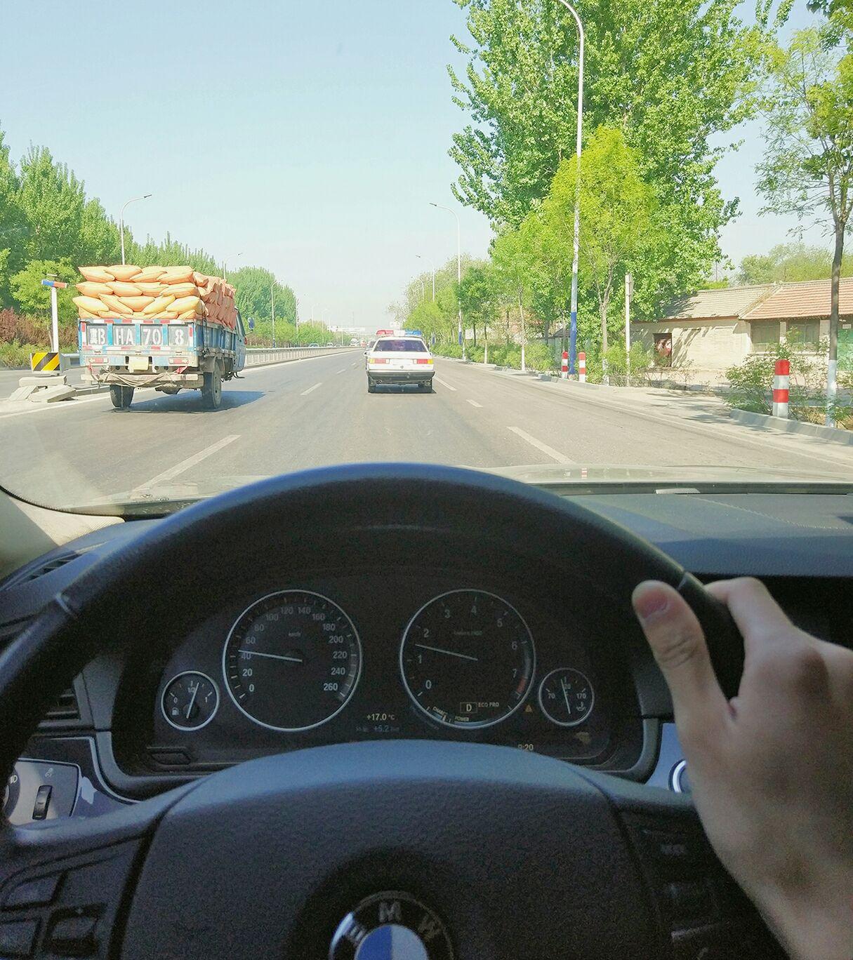 说说你开车旅行中一次性驾驶最长的距离是多少