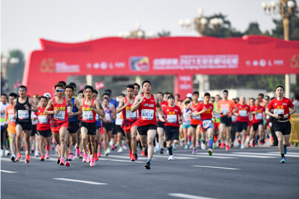 银联科技助力赛事升级，2021中国银联北京半程马拉松成功举行(图5)