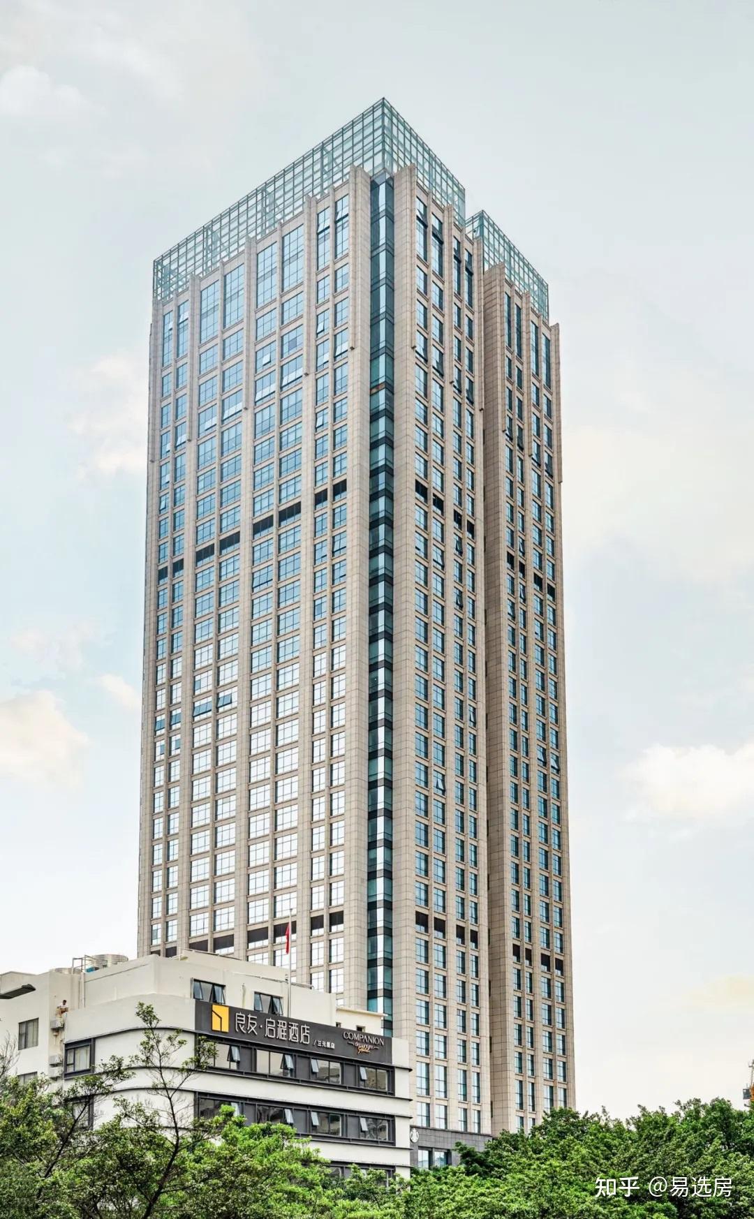 三元里中心实景图而项目附近则是白云的产业高地——白云新城,其目前