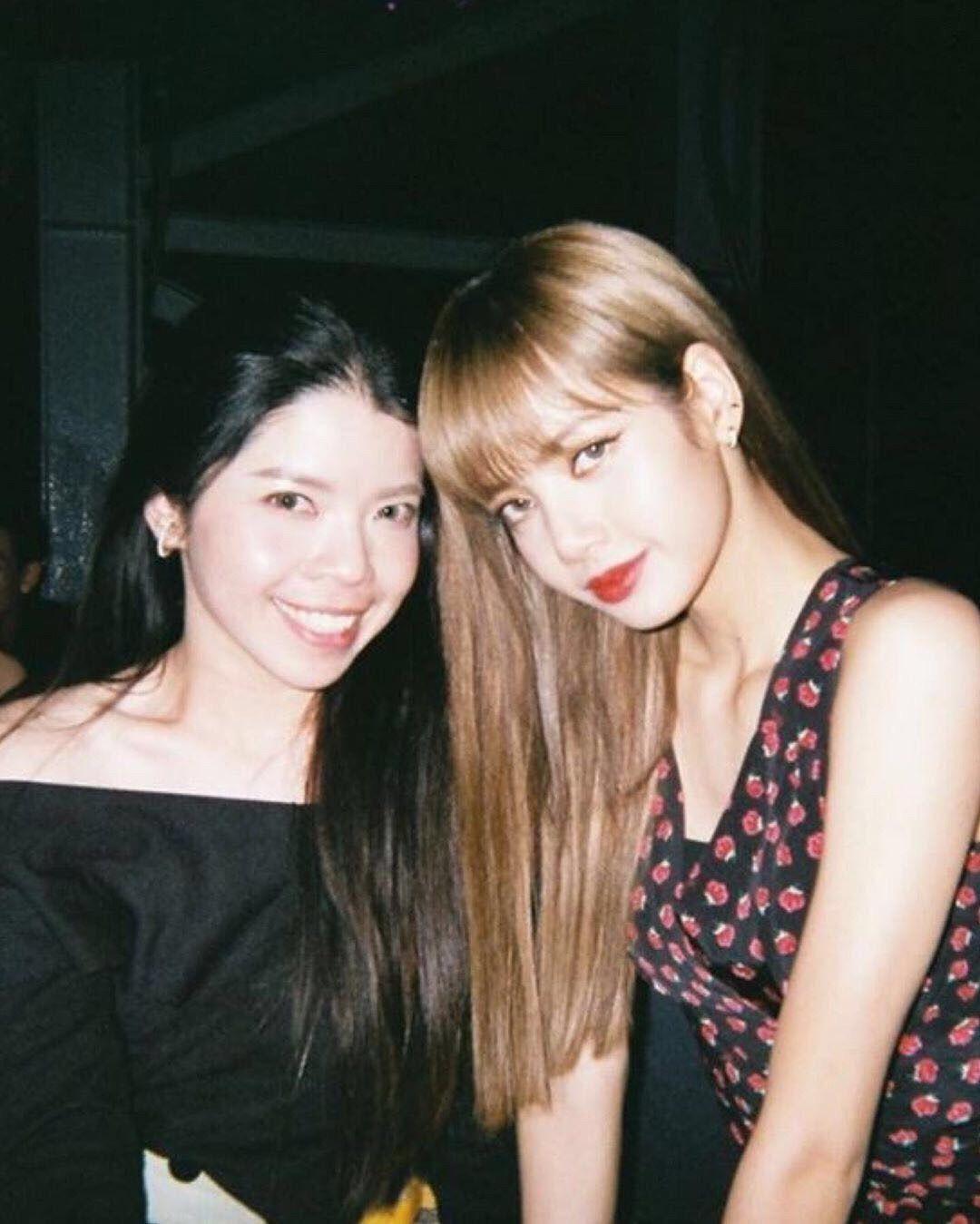 blackpink里的lisa有哪些圈内好友除了队友