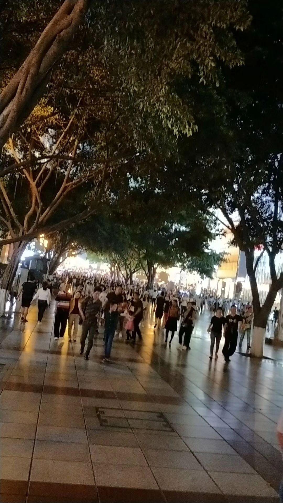 如何看待抖音让西安火了?