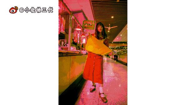 如果经常去菜市场买菜跟店家关系好 ~ 还可以借用一下他们的围裙苍蝇