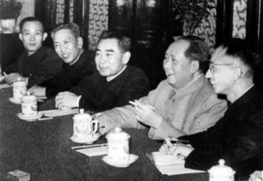 耿飚:唯一没有军衔的国防部长,“敢说真话”的将军外交家 - 知乎