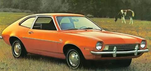 1978年8月10日,一辆福特斑马(ford pinto)在印第安娜州公路上,由于车