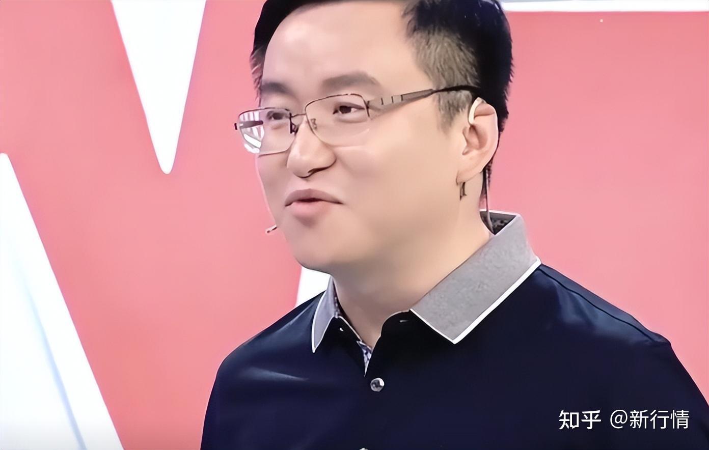 斗鱼创始人陈少杰卸任公司法定代表人,总经理和执行董事,由高杰接任