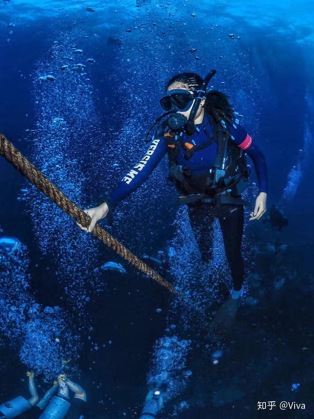 潜水穿搭指南这样穿更好看妹子篇