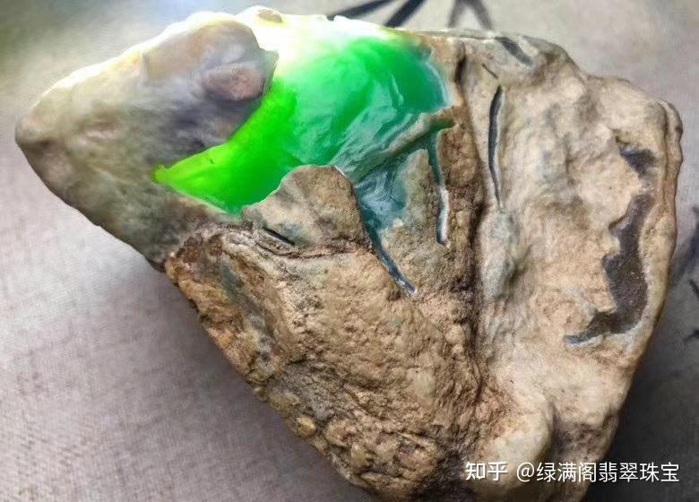 南齐场口的翡翠有些什么特点