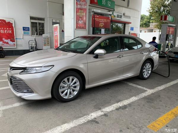 2020年疫情期间怒提凯美瑞2.0g欧泊银黑内!