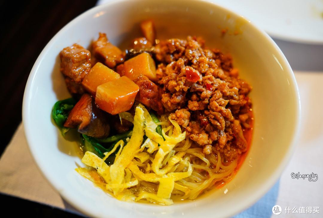 为了这只母老虎我放弃了4800块一晚的套房上海环球港凯悦酒店体验