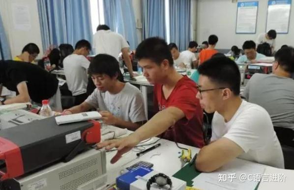 計算機專業:在校大學生如何自己增加項目經驗? - 知乎