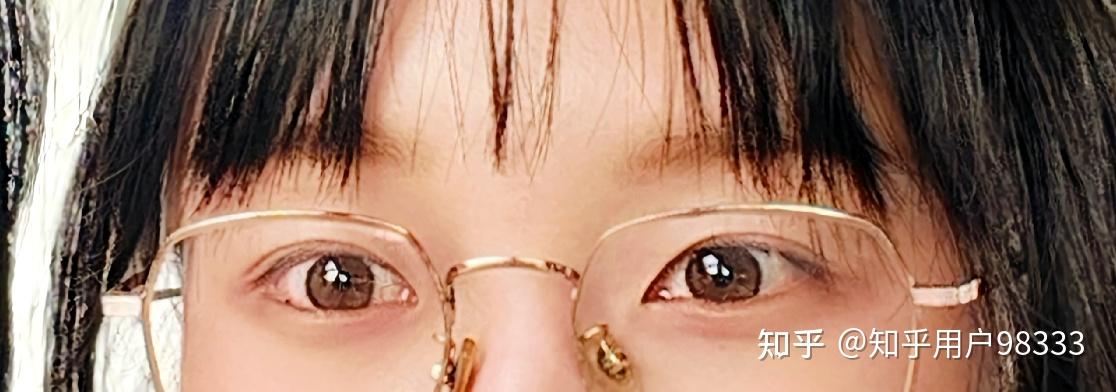 亲兄弟亲姐妹一个超丑一个超美是什么体验