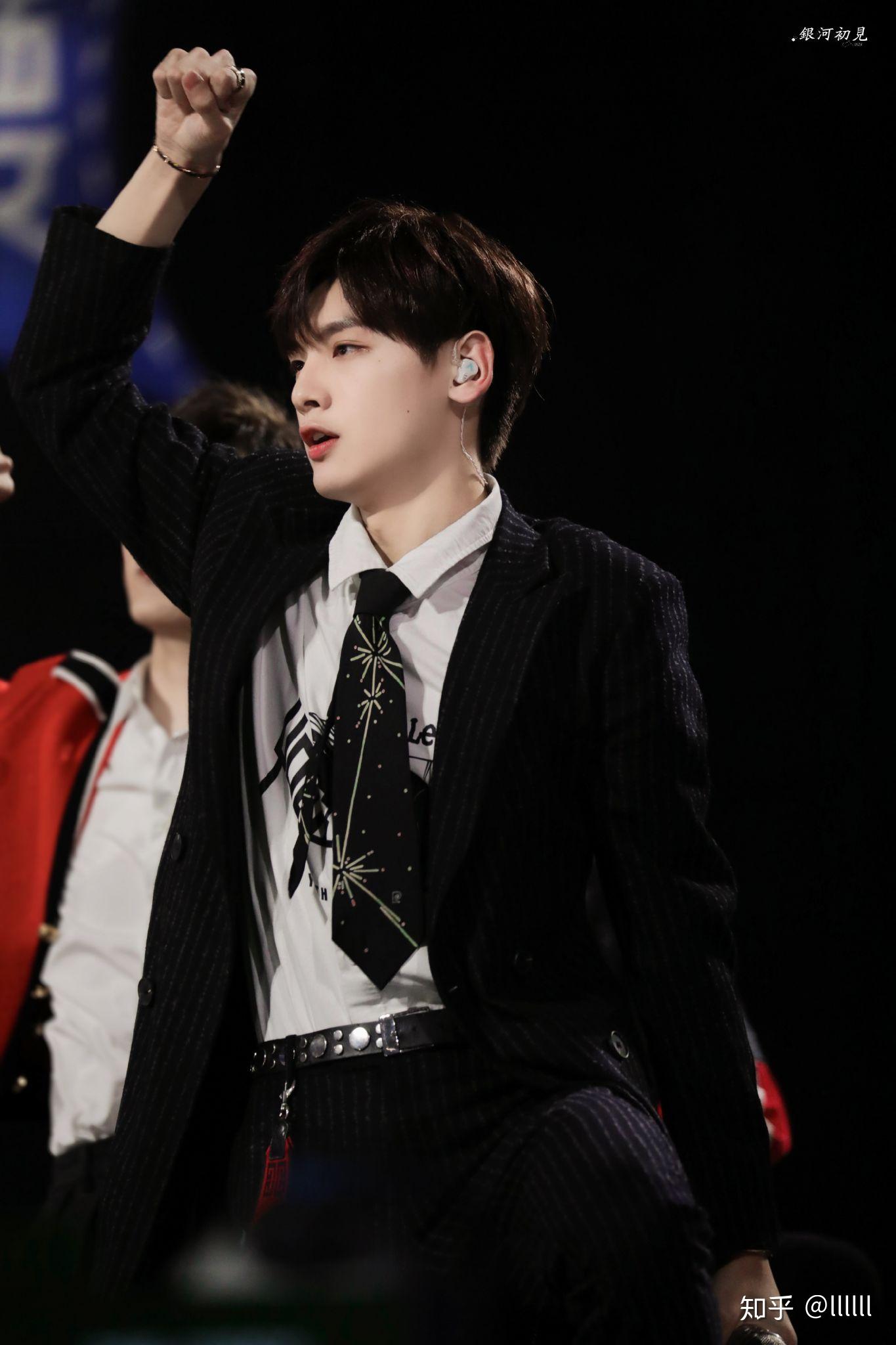 你最喜欢翟潇闻的哪个舞台