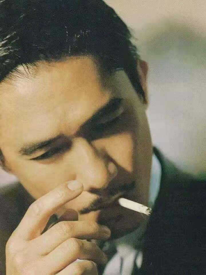 都说吸烟的男人有魅力是真的吗?