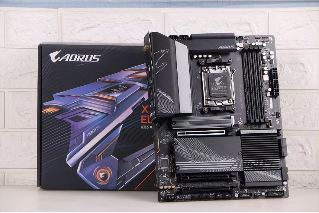 技嘉x670 aorus elite ax主板开箱介绍