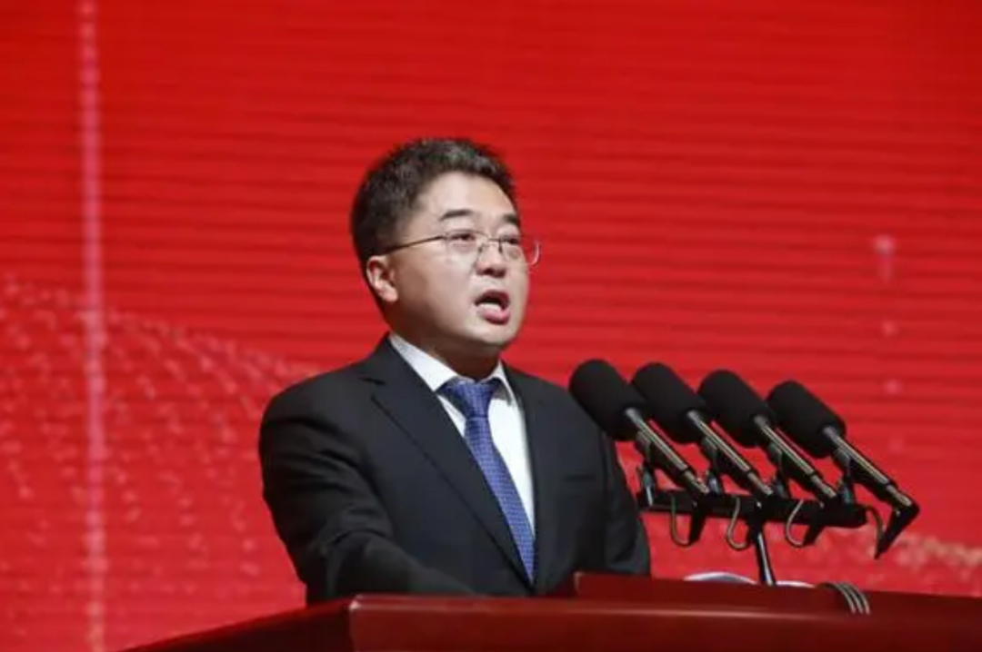 "垃圾大王"严圣军,拿啥完成近千亿投资? - 知乎