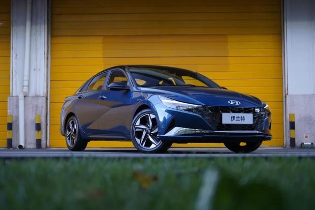 伊兰特值得买吗 v2-632b106330c584d359bbb32ecb618ee8_r.jpg