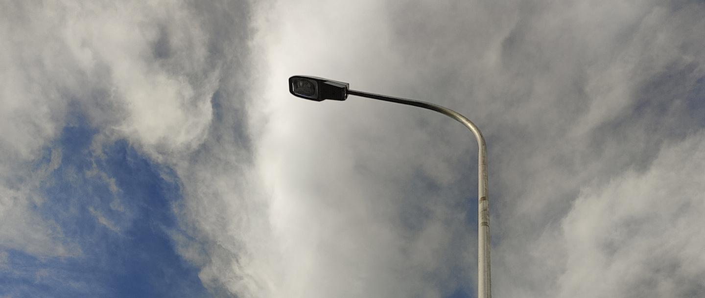 iphone怎么拍云好看 v2-6353cb0ee7355d38d2af42f6bd1f1912_1440w.jpg?source=172ae18b