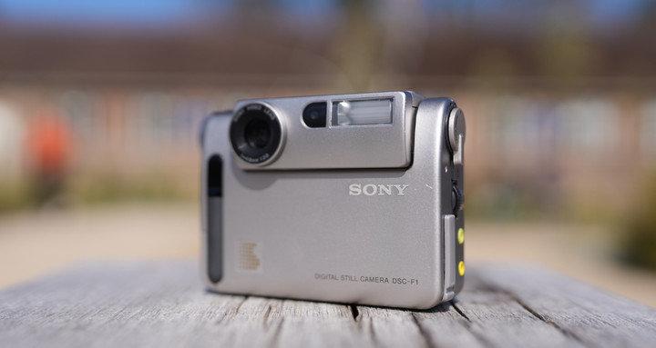 小红书爆款的 CCD 相机，你拍它可以，它拍你真不行 - 知乎