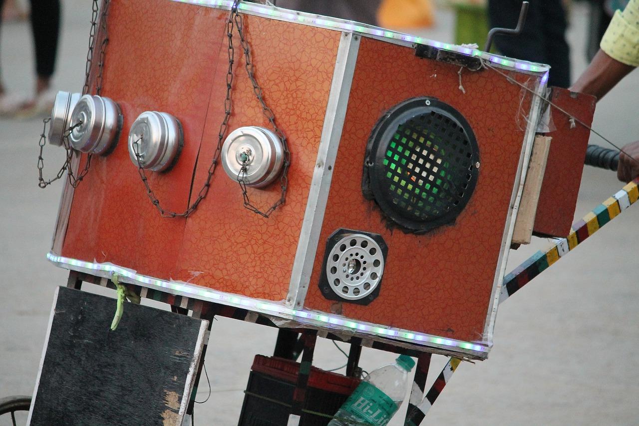 吸顶音响如何开孔