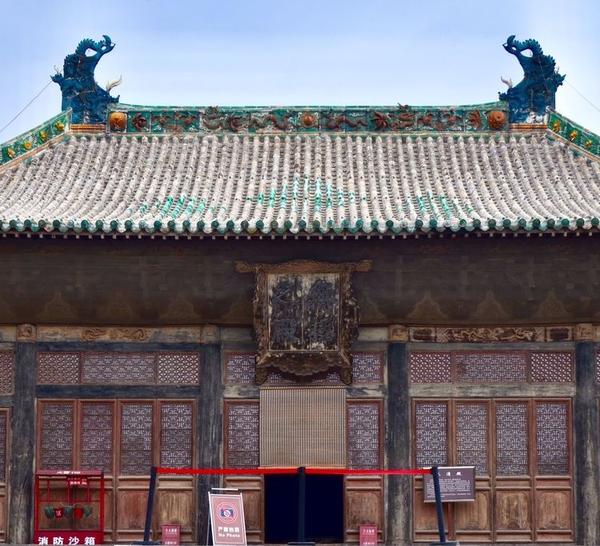山西永乐宫-元代建筑装饰与展览文物:琉璃鸱吻、屋顶脊饰;道袍雕饰等【多图细赏】 - 知乎