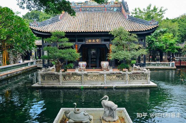 順德的清暉園,佛山的梁園,東莞的可園,番禺的餘蔭山房,並稱