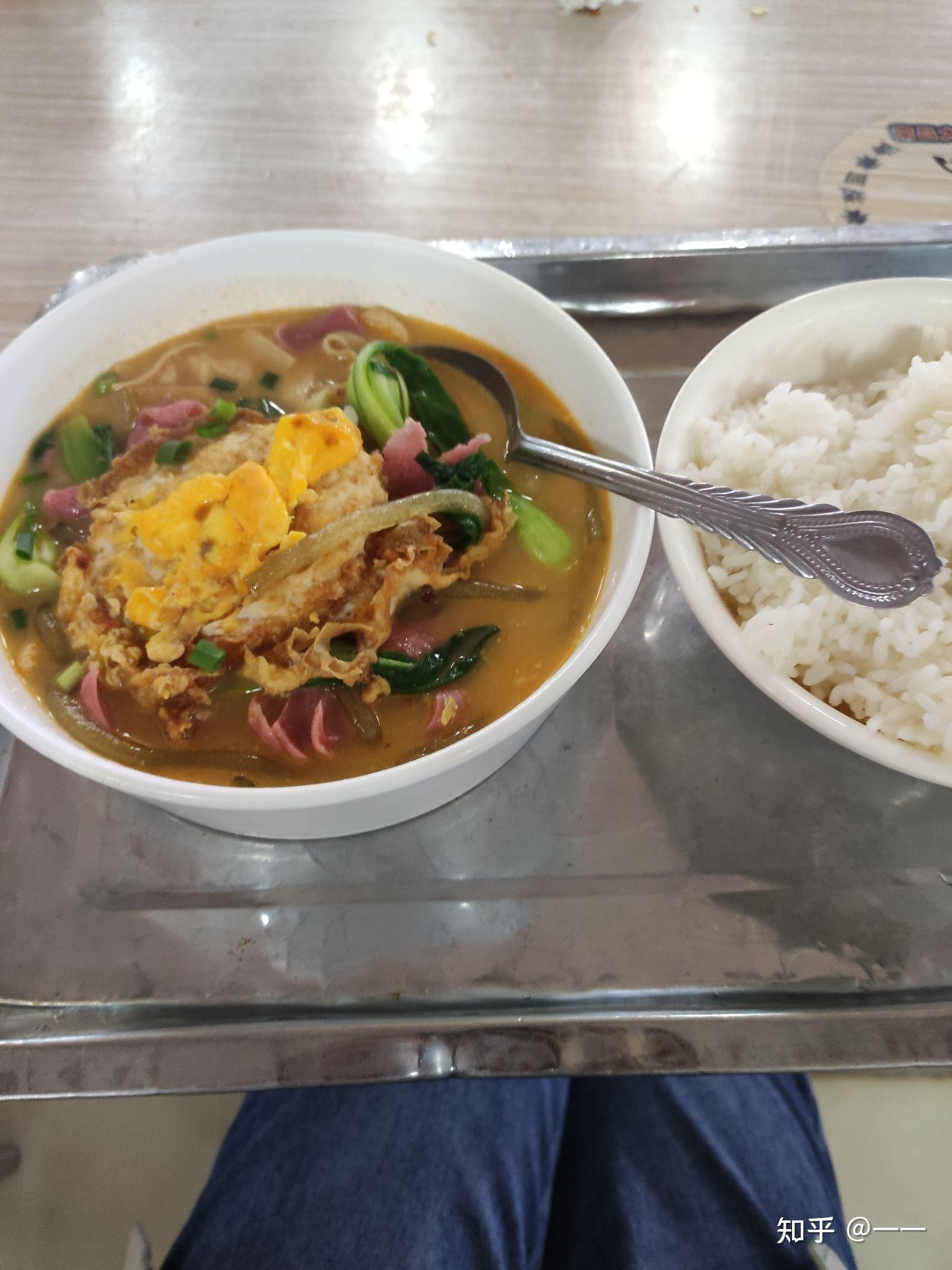 在南昌大学里就餐是一种怎样的体验?有什么推荐的食堂和美食? - 知乎