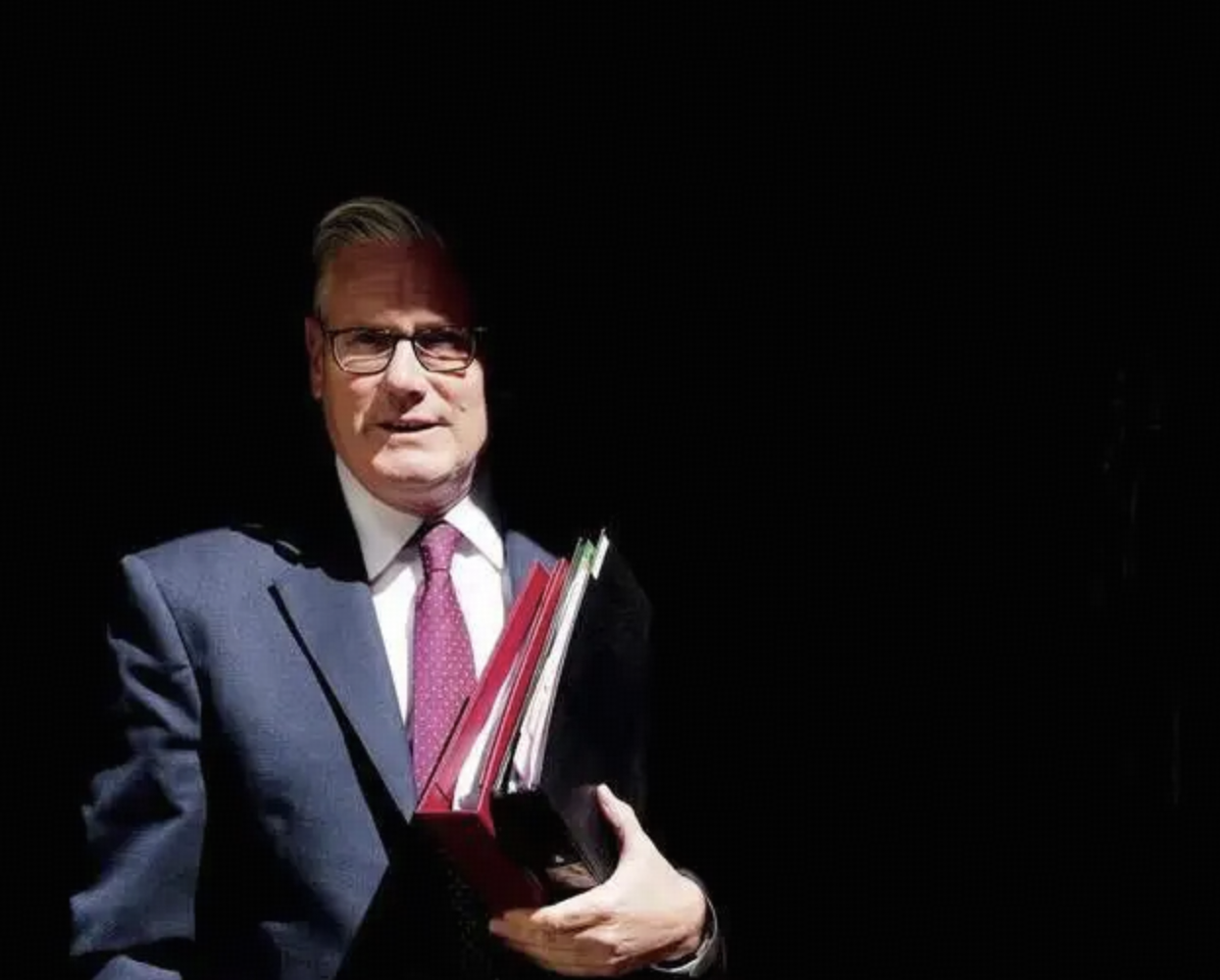 英媒称斯塔默计划辞任「英国首相」，这个岗位为何更迭如此频繁，其辞职对英国经济有何影响？