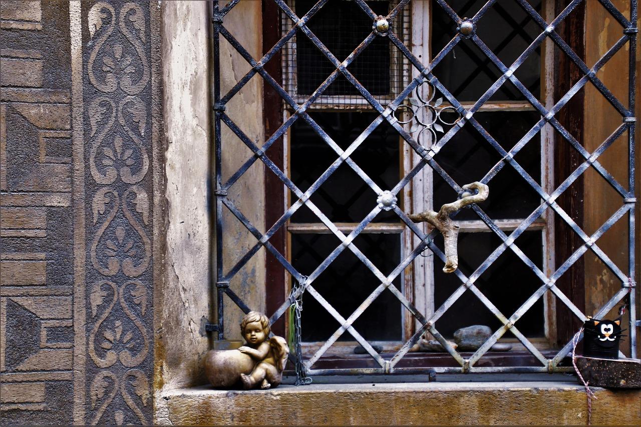 4. 防盗门品牌推荐