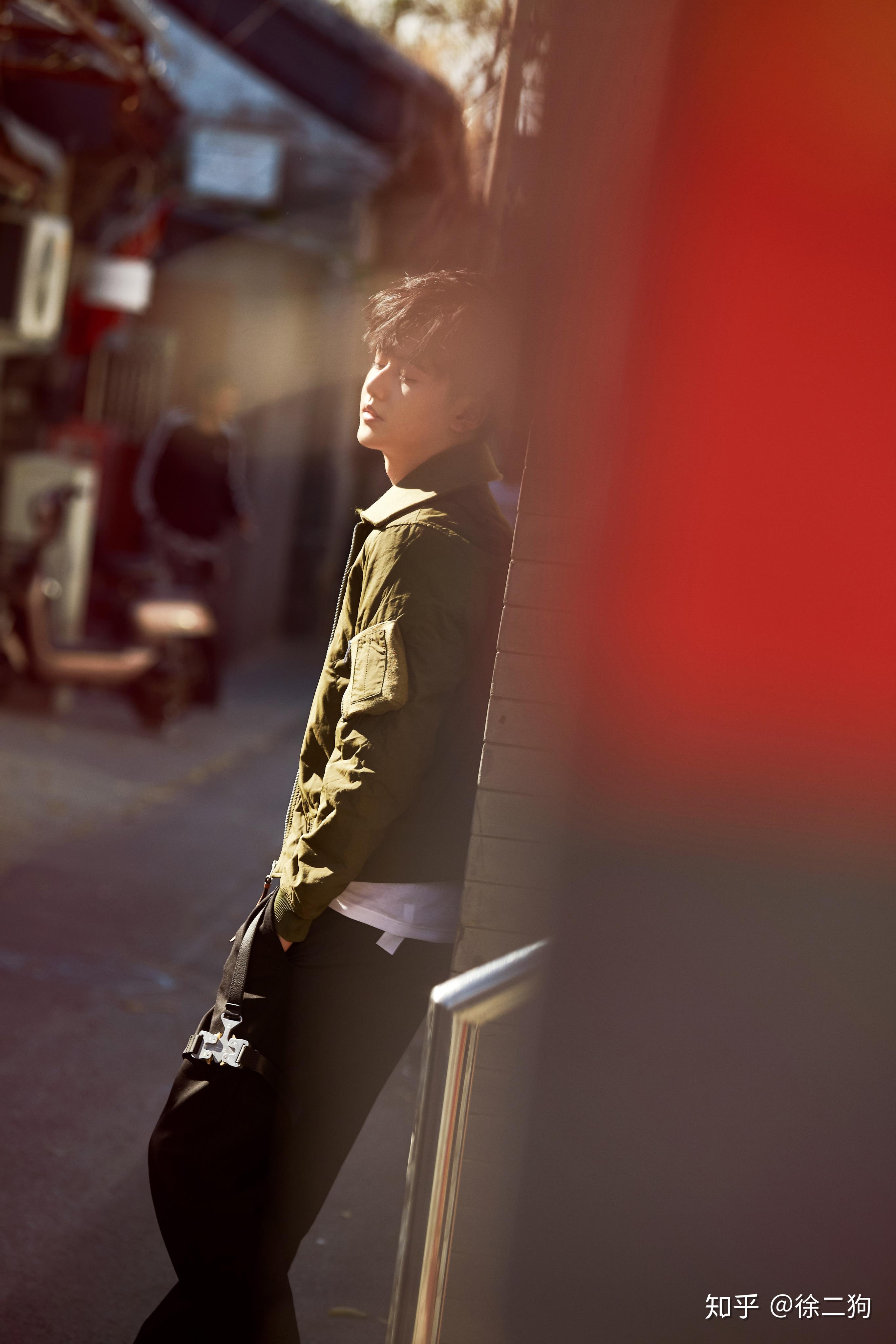 周游seeyax焉栩嘉谁的青春里没有一个翩翩少年