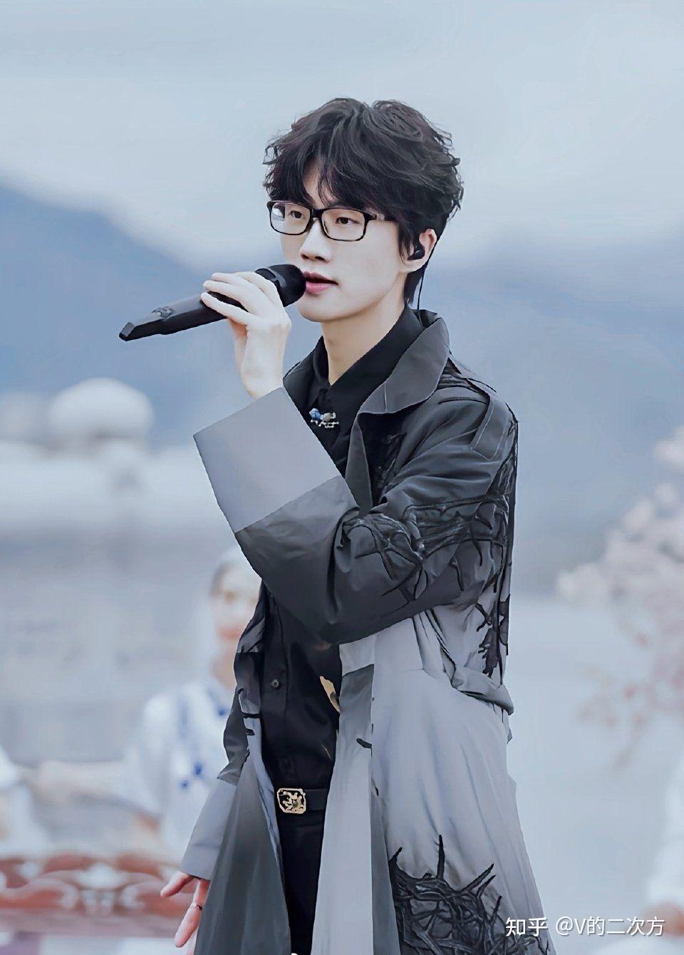 许嵩是不是变帅了? - 知乎