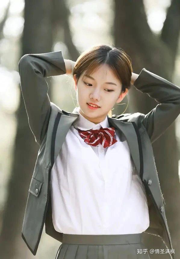 怎么跟女生表白可退可进 v2-641dd73299dfb7dd508b0c6e19c85400_r.jpg