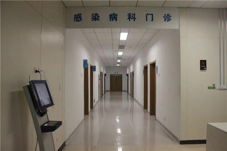 图说/感染科走廊王叔也知道医生怕被感染.