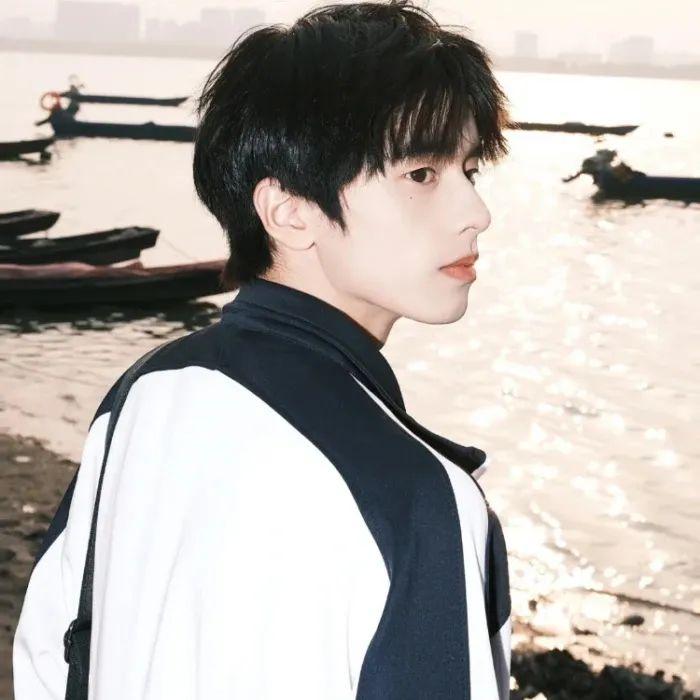 男生头像来吹晚风吧