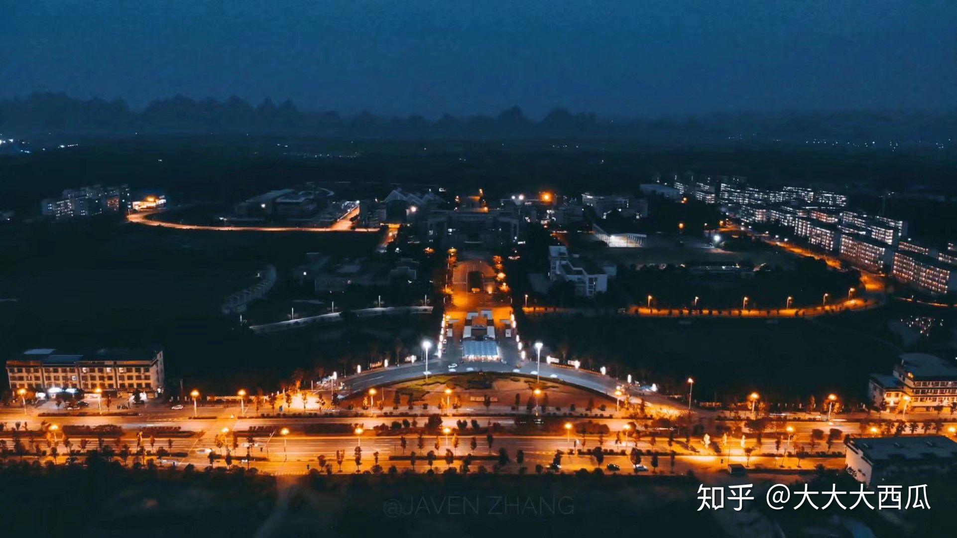 桂林旅游学院俯视图图片