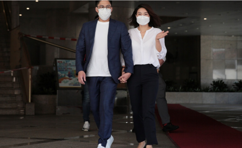 逮捕黎智英父子后港警抵达壹传媒总部进行搜查