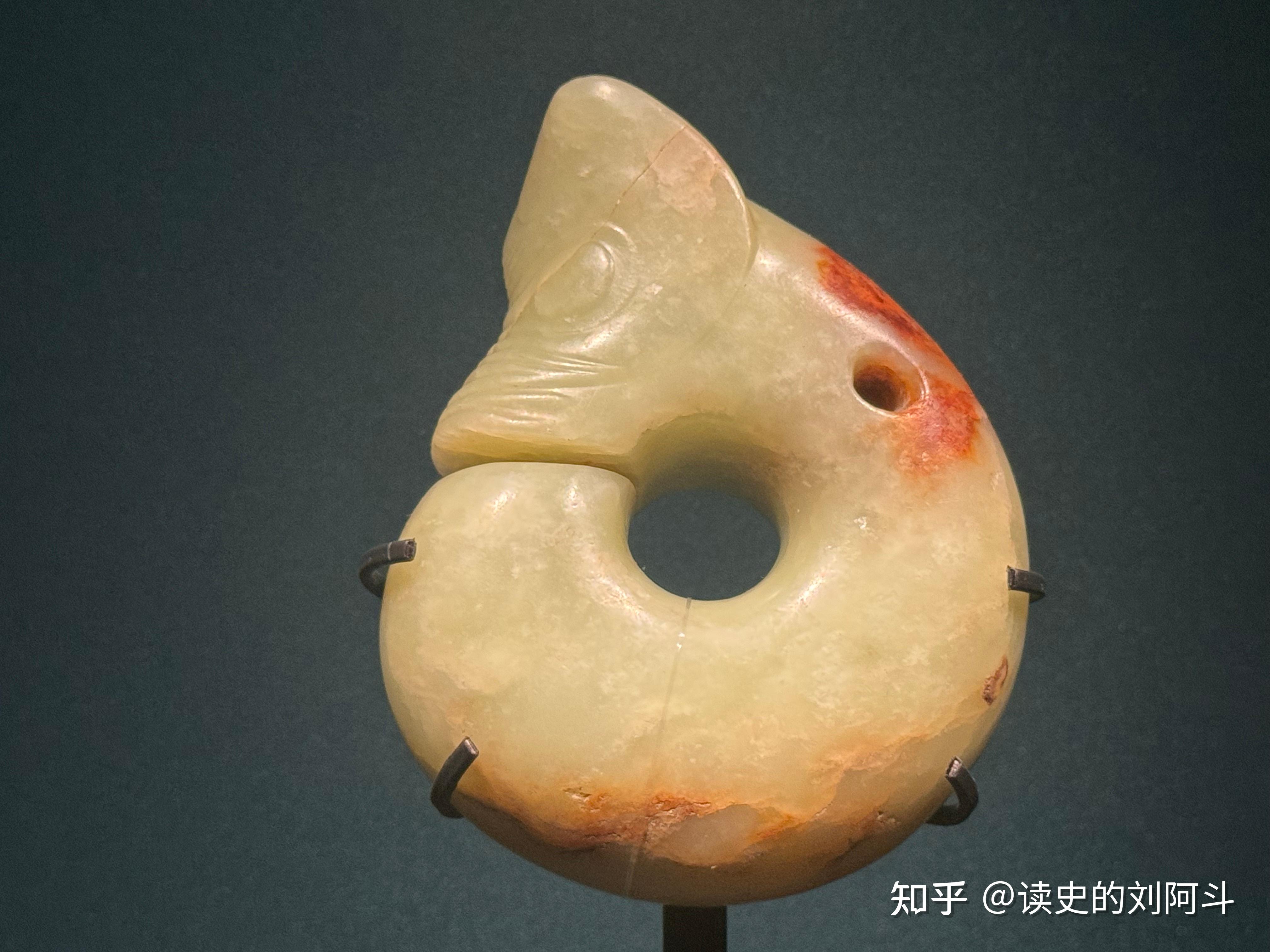 “龙”重登场：“玉”见高古玉龙，C位必须是它 - 知乎