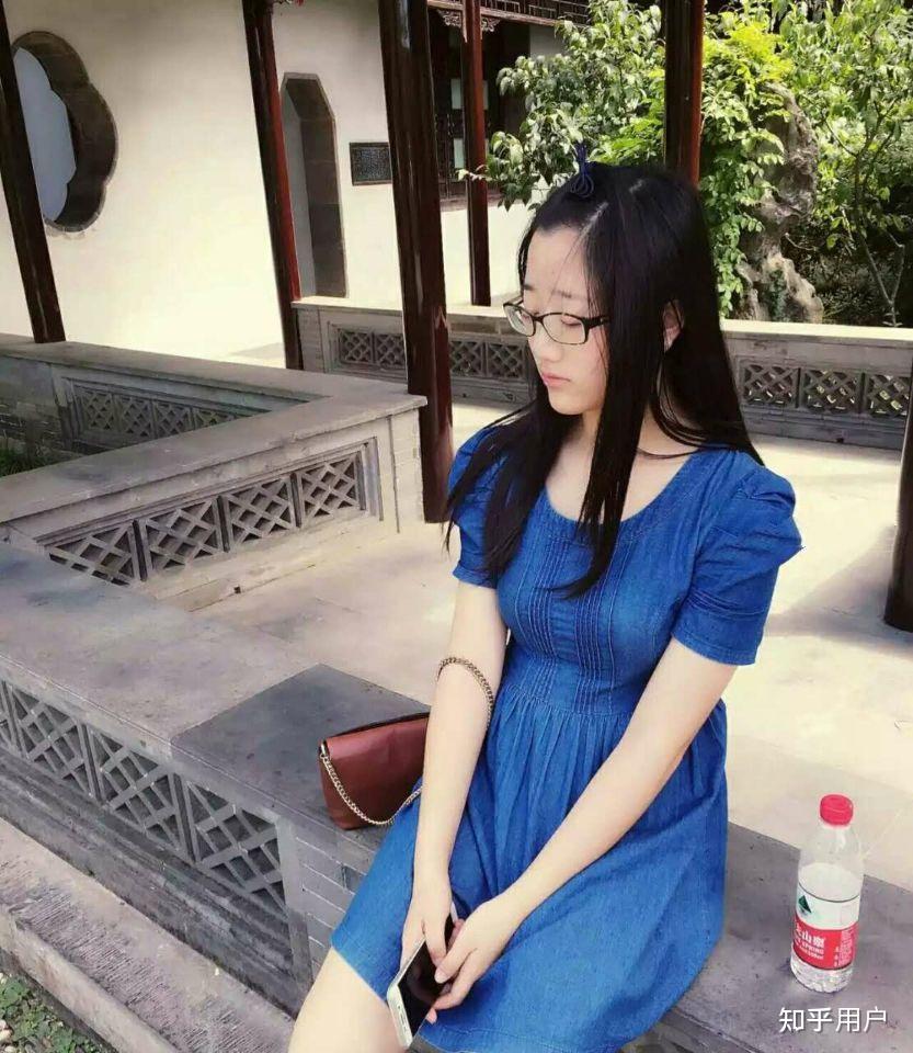 大二眼镜小冰视频有知道的麻烦整一套?