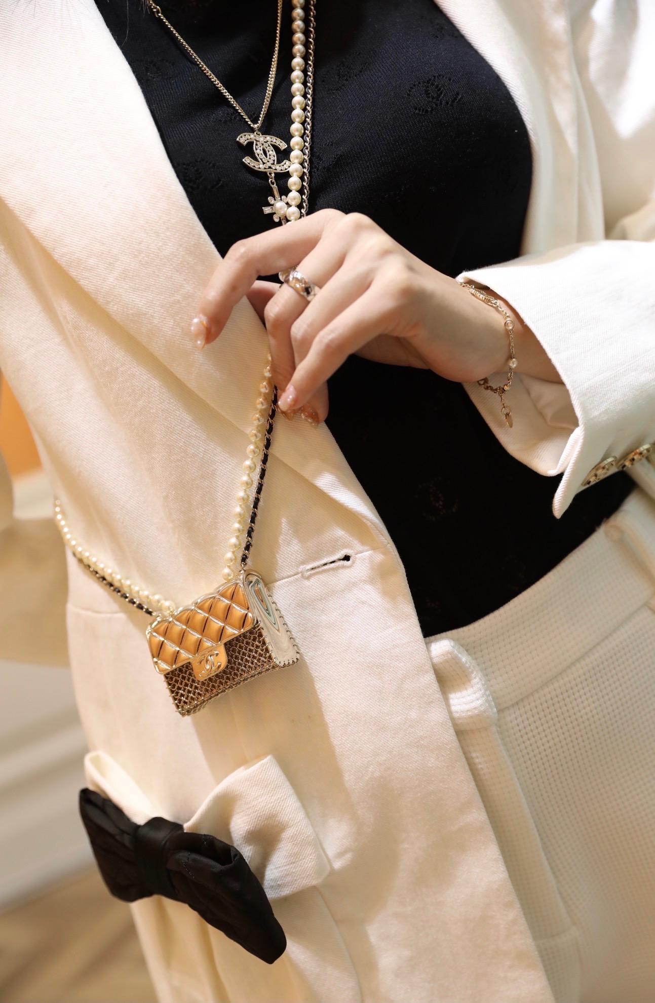 2021年最新款chanel项链