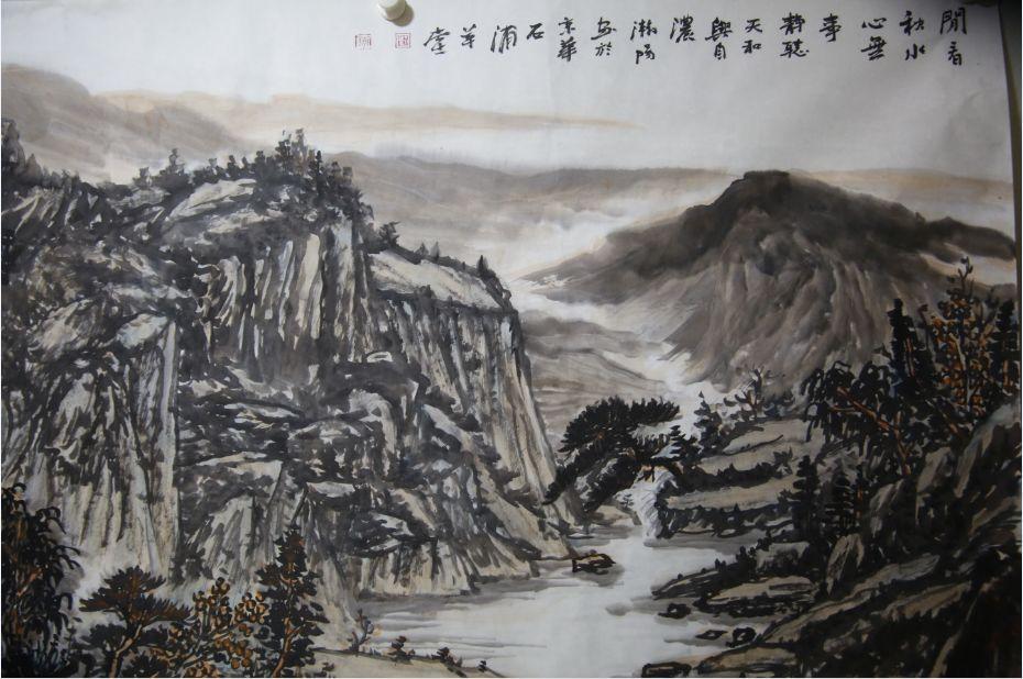 刘翰阳的山水画笔墨精到,力度有加,构图精巧,层次分