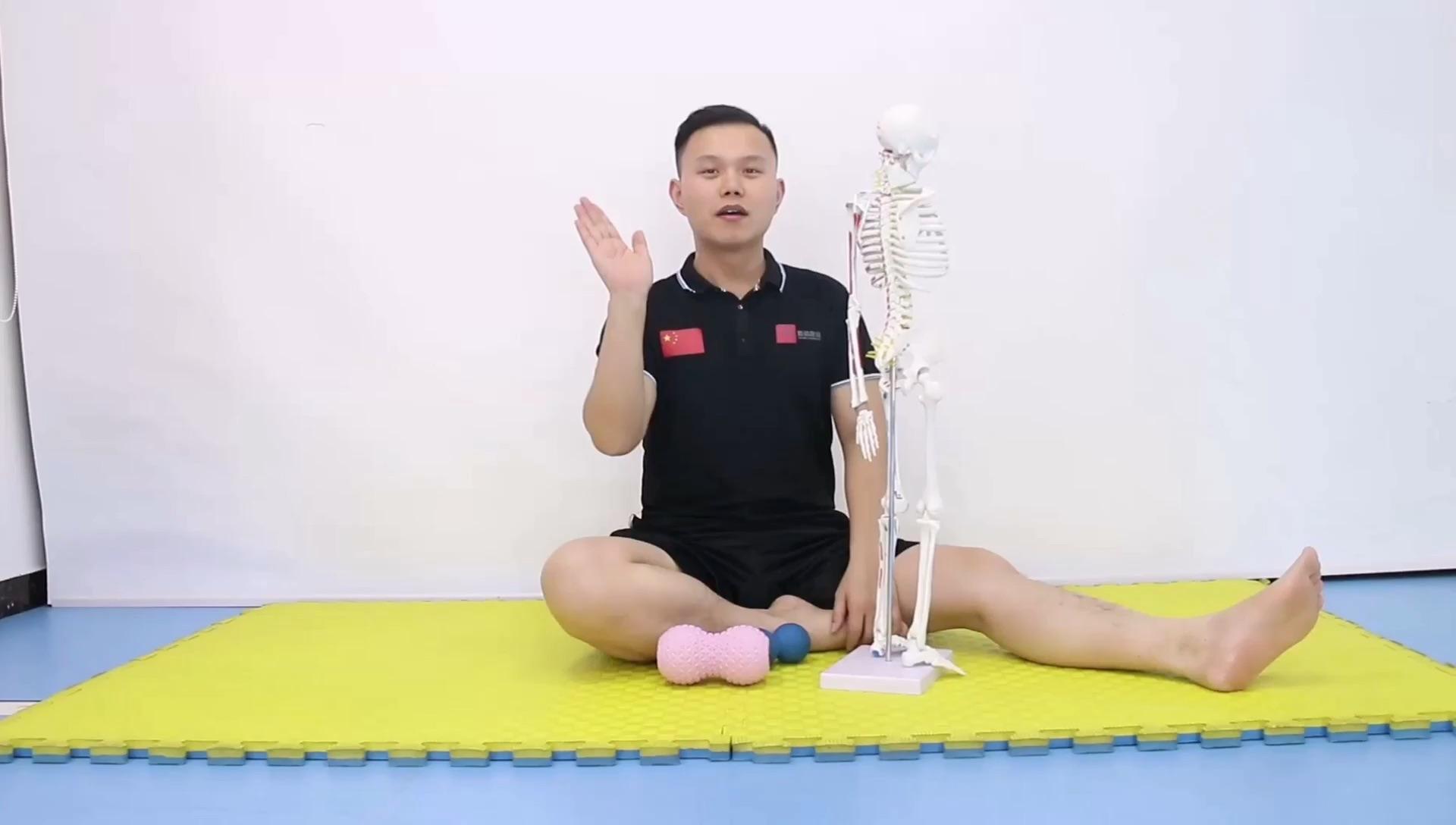 自我拉伸髂腰肌缓解久坐造成的腰部不适
