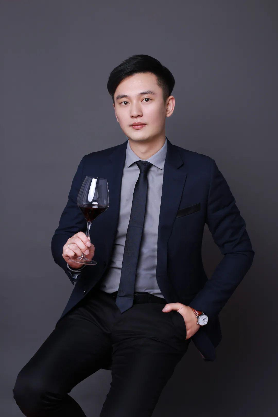 入行6年的90后葡萄酒销售,称月销十几万"压力不大"| 酒圈人物故事#1