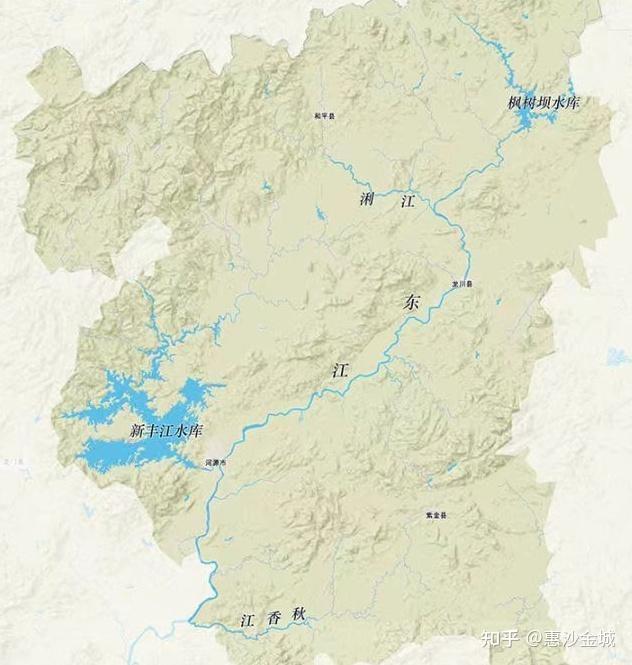 於江西省尋鄔縣椏髻缽山,在廣東省龍川縣合河壩與安遠水匯合後稱東江