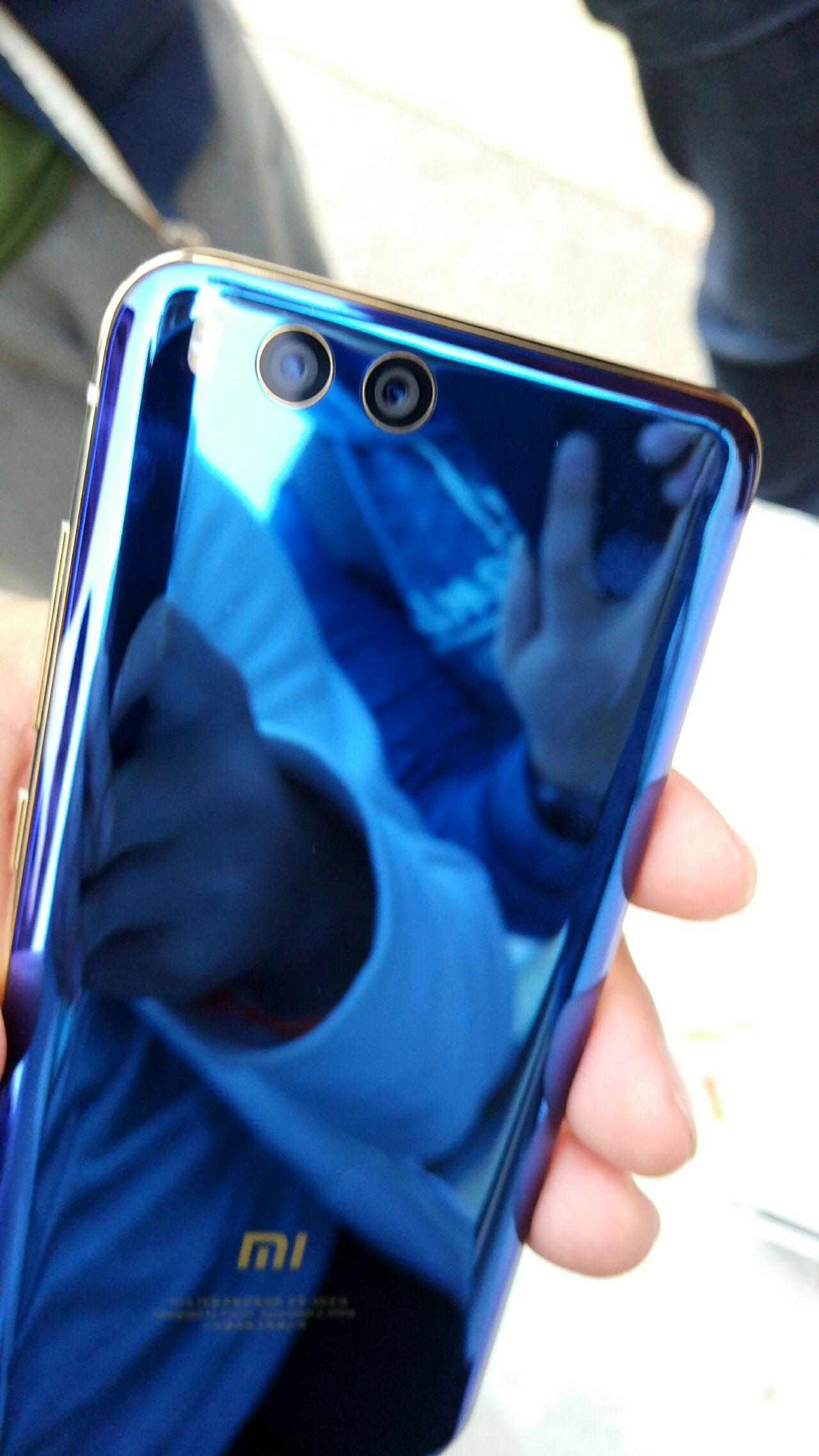 如何看待这次小米6的蓝色版本?