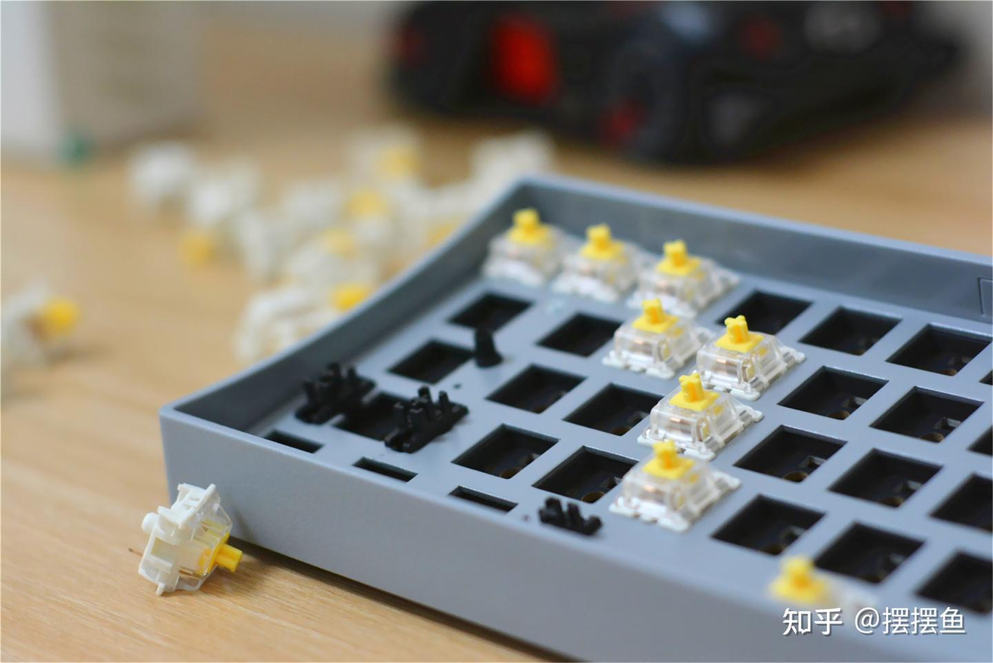 Lofree洛斐小翘:5种轴体+22种键帽,还要自己安装,这才是DIY的乐趣 - 知乎