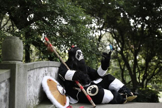 熊猫人幻化cos风暴烈酒图片