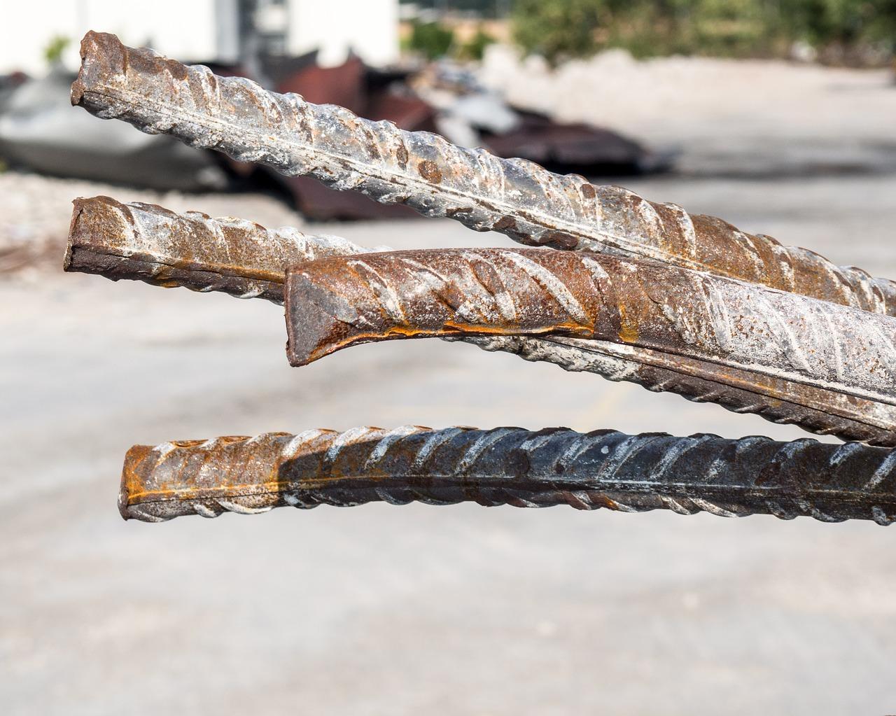 1. 专用除锈剂清洗